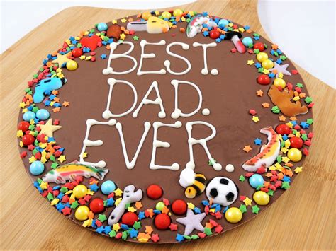 gifts  dad  dad  chocolate pizza  colorful candies