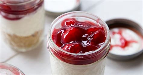 video recipe for delicious no bake cheesecake in a jar