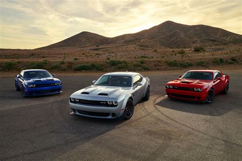 2019 dodge challenger srt hellcat redeye debuts with 797 hp [w video