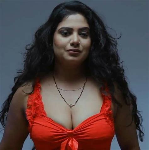 Kavita Bhabi 🤤 💦 Bollywoodmilfs