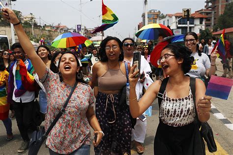 Nepal S Lgbtiq Community Hold Their First Pride Parade