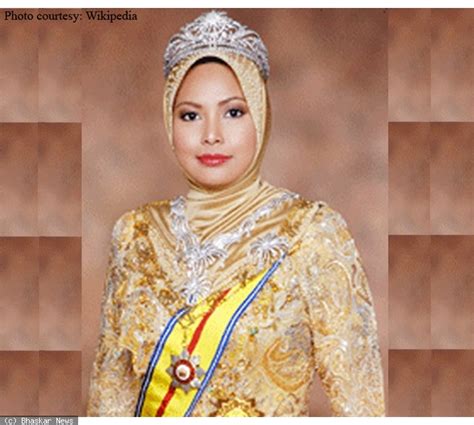 World’s Top 10 Most Beautiful And Richest Muslim Women