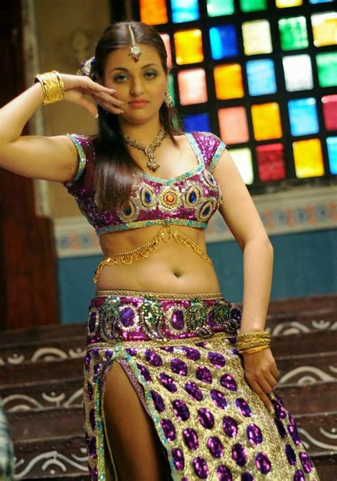 Actress Sana Oberoi Spicy Navel Show In Saree Stills