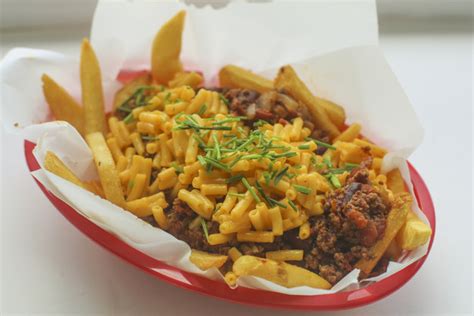 you need these chili mac n cheese fries in your life
