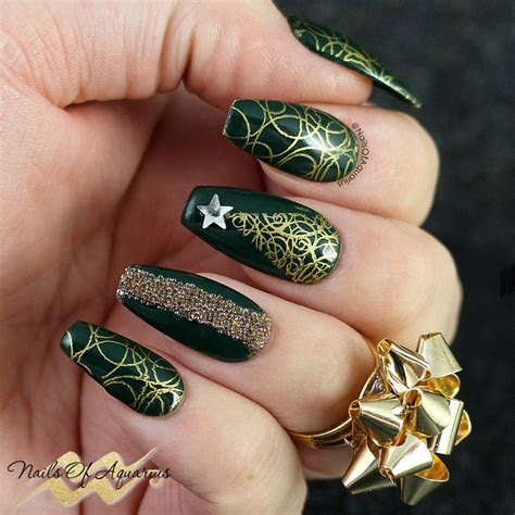 sparkling evergreen stamped christmas nail art  opi