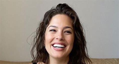 Ashley Graham On Gaining 50 Pounds During Pregnancy