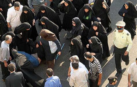 آیا سکوت و بی تفاوتی مردم ایران تا کنون، دلیل اصلی طول عمر