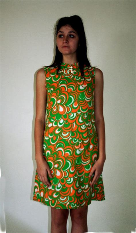 vintage psychedelic dress 1960s pucci esque green silky fabric etsy