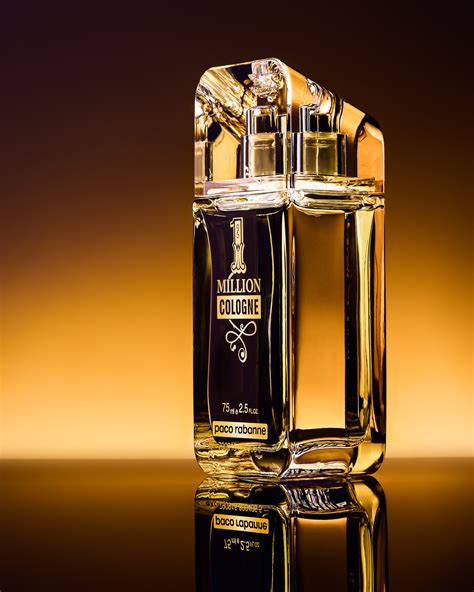 advertising perfume product photography   close