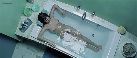 Nude Video Celebs Cristina Brondo Nude Hipnos 2004