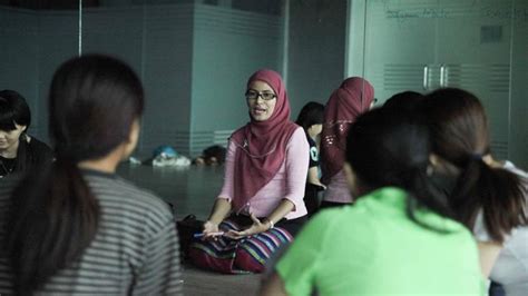 the muslim woman breaking barriers in sex education in myanmar news al jazeera