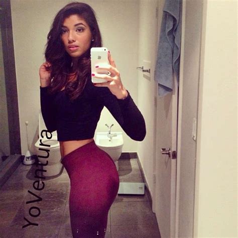 yovanna ventura shows her fit abs and hips page 12