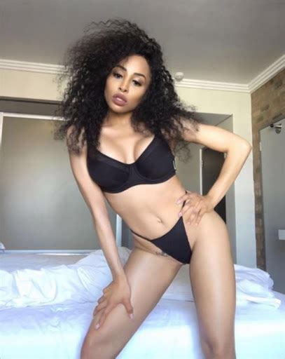 khanyi mbau s spicy clap back over gold digger jab