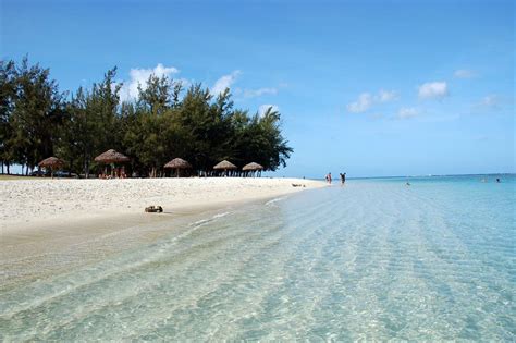 flic en flac mauritius beach photo