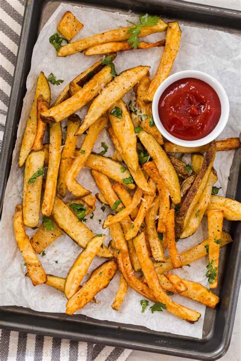air fryer french fries recipe natashaskitchencom