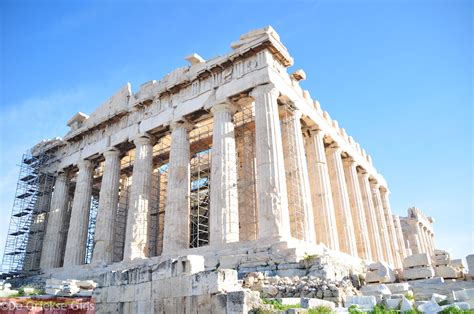 het parthenon op de akropolis  imposant foto van de griekse gids