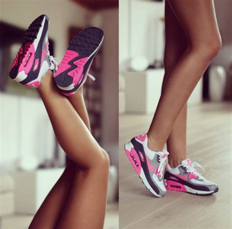 Air Max Size 7 5 Or 8 Womens Nike Legs Pink Sneakers Nike Air Max