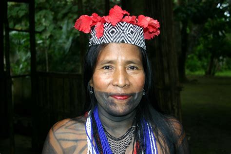 Embera Wounaan Lady In Sambú Panama 2008 Sensaos Flickr