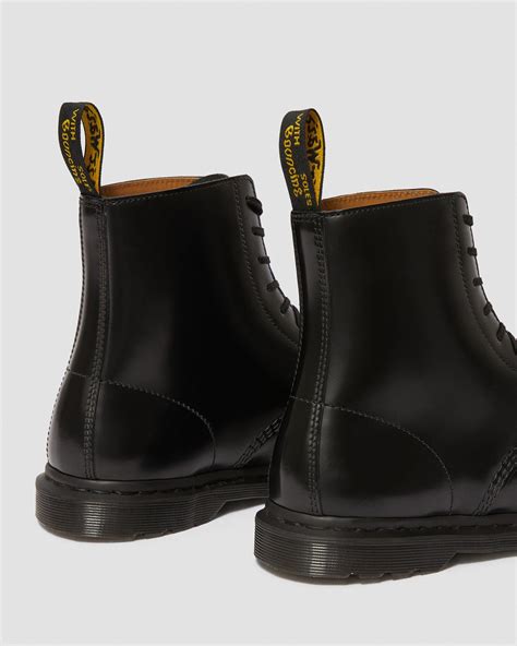 dr martens winchester ii mens leather dress boots boots leather lace  boots mens leather