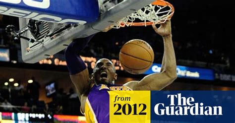 Kobe Bryant Is Fifth Man To 30 000 Nba Points As Lakers Sting Hornets