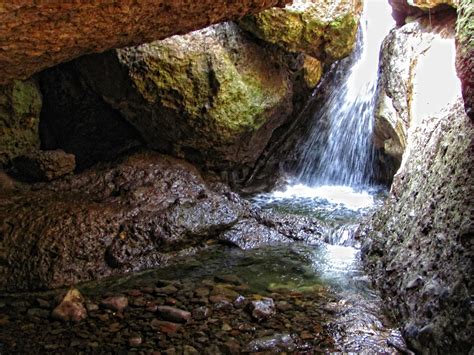 grotto trail malibu adventures  southern california
