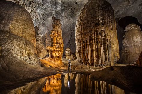 worlds biggest cave hang son doong  vietnam mirror