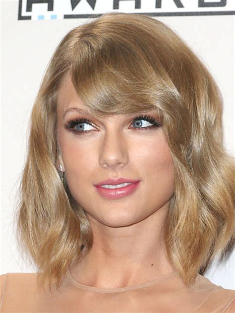bobs  taylor swift taylor swift curly hair short hair  layers taylor swift hair