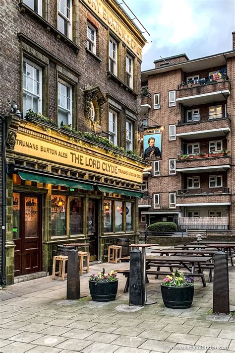 historic pub  london  borough market      pubs