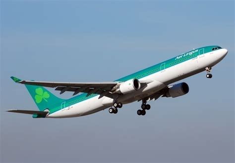 clever reason  aer lingus isnt selling business class  jfk flights simple flying