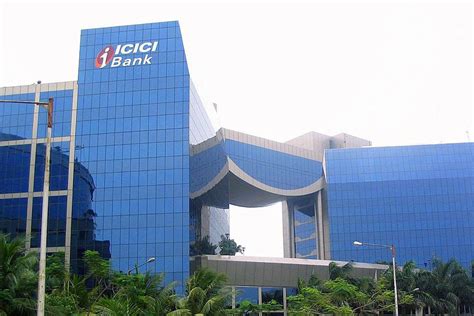 icici bank divests stake  icici prudential  rs  crore