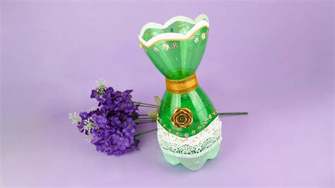 how to make a vase out of a plastic bottle 13 steps