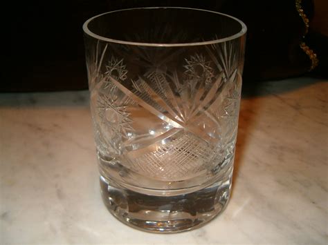 File Old Fashioned Glass 2  Wikimedia Commons