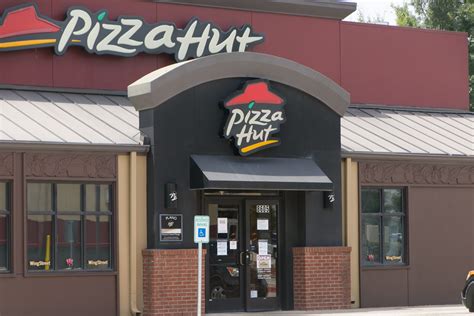pizza hut restaurants  western ny permanently close