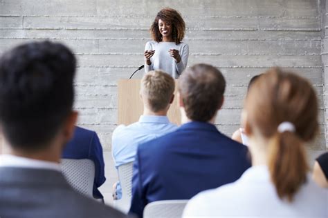 6 tips to help you overcome the fear of public speaking