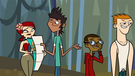 image mike winks at zoey png total drama wiki