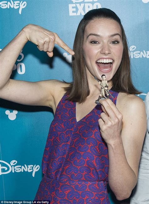 Daisy Ridley Shows Off Her Star Wars The Force Awakens Infinity
