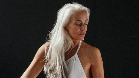 60 year old model puts sexed up swimsuit ads to shame in stunning