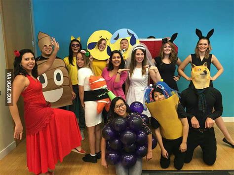Halloween Emoji Group Costume 9gag