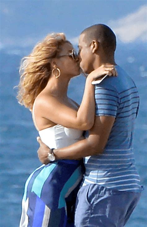 dish beyonce shares kiss with jay z lil wayne and christina milian o vah