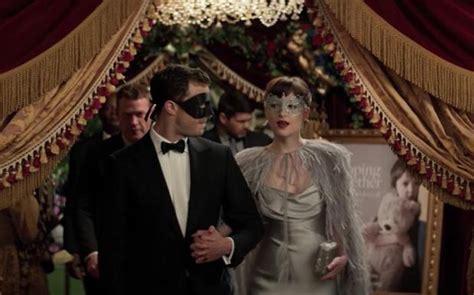 watch new ‘fifty shades trailer shockingly features heaps of fucking