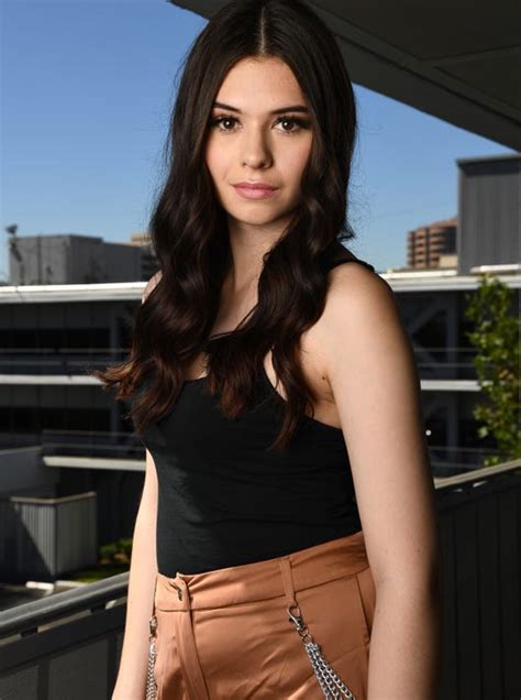 nicole maines plays first transgender superhero in cw s supergirl