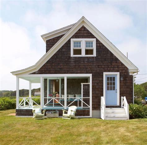 delightful shingled beach cottage  porches content   cottage