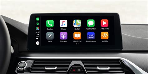 apple carplay ios  updates   features carwow