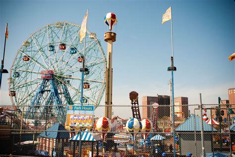 vacant coney island land  give rise   attractions curbed ny