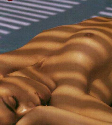 cindy crawford nude pics page 2