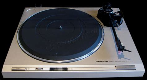 stereonomono audio  fi compendium  years   pioneer pl  turntable