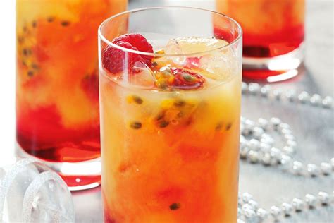 30 Easy Cocktail Recipes To Impress At Your New Years Soiree