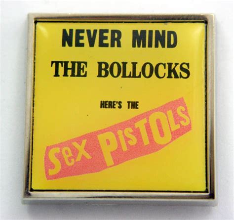 sex pistols never mind the bollocks metal badge