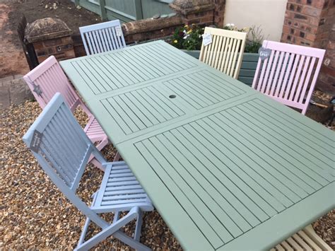 paint garden furniture  pastel colours