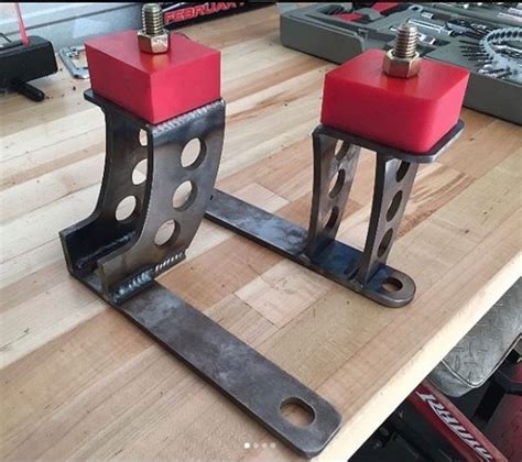 Ford Small Block Motor Mounts For Crown Vic Swap Ford Truck